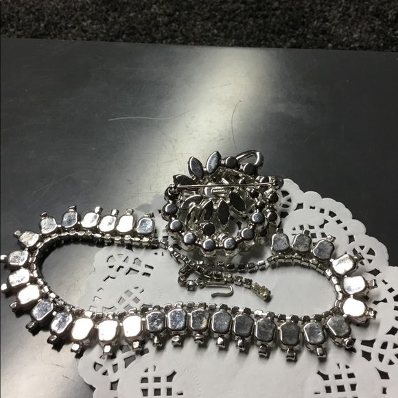 SOLD YEStERDaY. oN POSHMARK - Picture 6 of 8